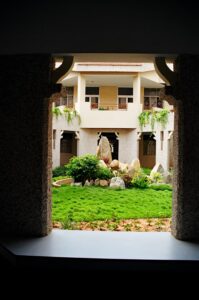 major-work-Educational-12a-opt